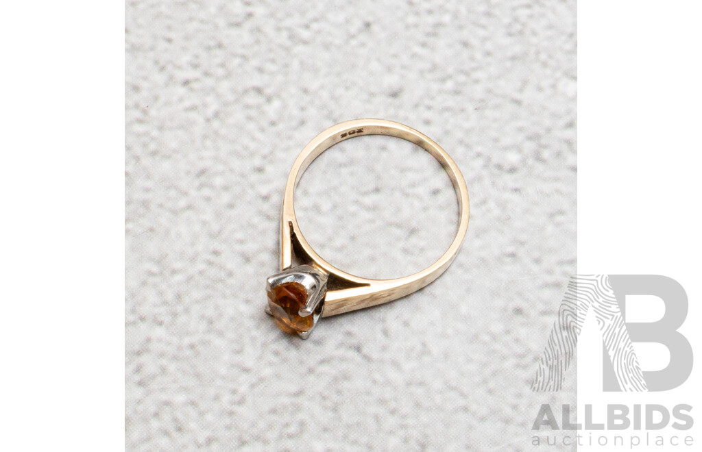 9ct Vintage Golden Citrine Solitaire Ring, Size N, 3.37 Grams