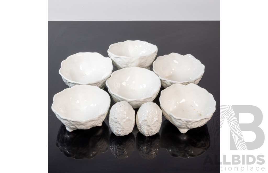 Collection Eight English Wedgwood Porcelain Country Ware Pieces Comprising Set Six Bowls & Pair S & P Shakers