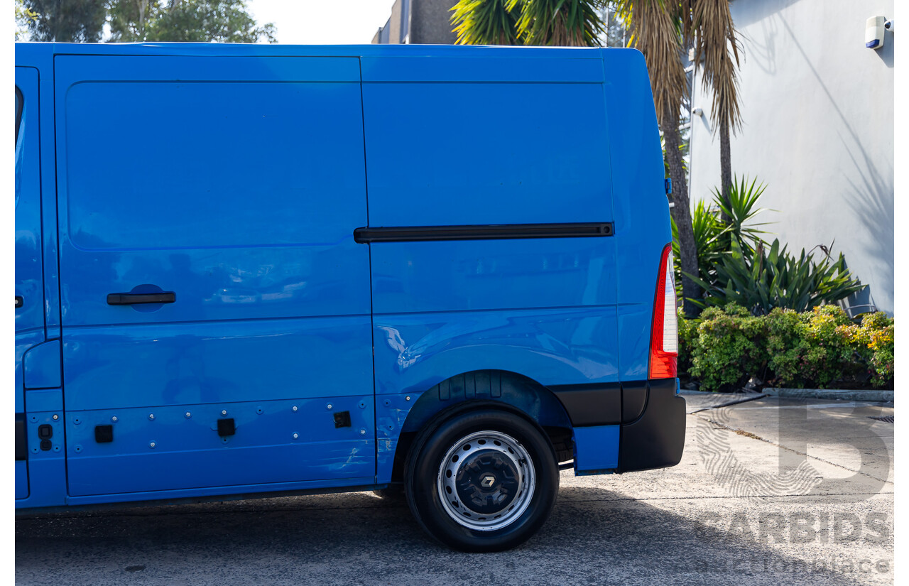 06/2017 Renault Master SWB LOW (FWD) X62 (NBI) Van Carribbean Blue Turbo Diesel 2.3L - Custom Refrigerated