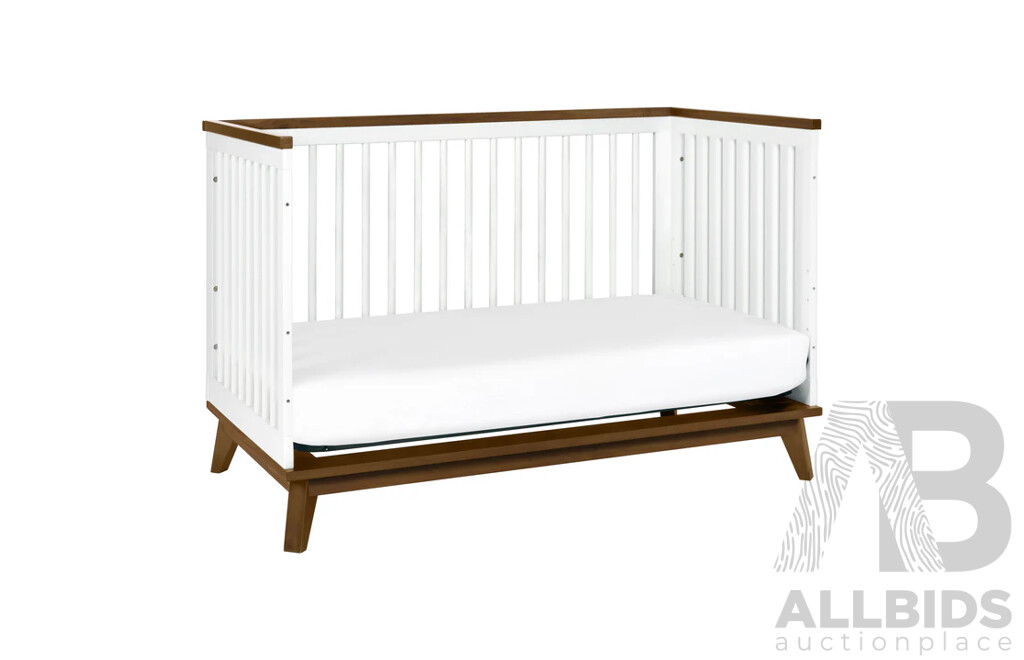 BABYLETTO Scoot 3 in 1 Convertible Cot - White-Natural-Walnut - ORP $849 - Brand New