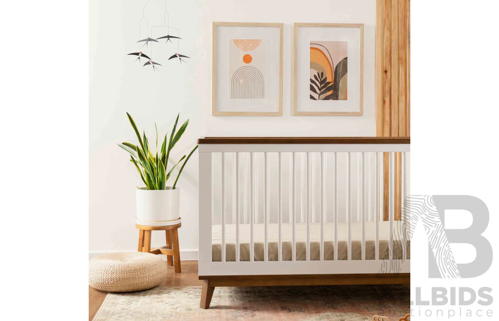 BABYLETTO Scoot 3 in 1 Convertible Cot - White-Natural-Walnut - ORP $849 - Brand New