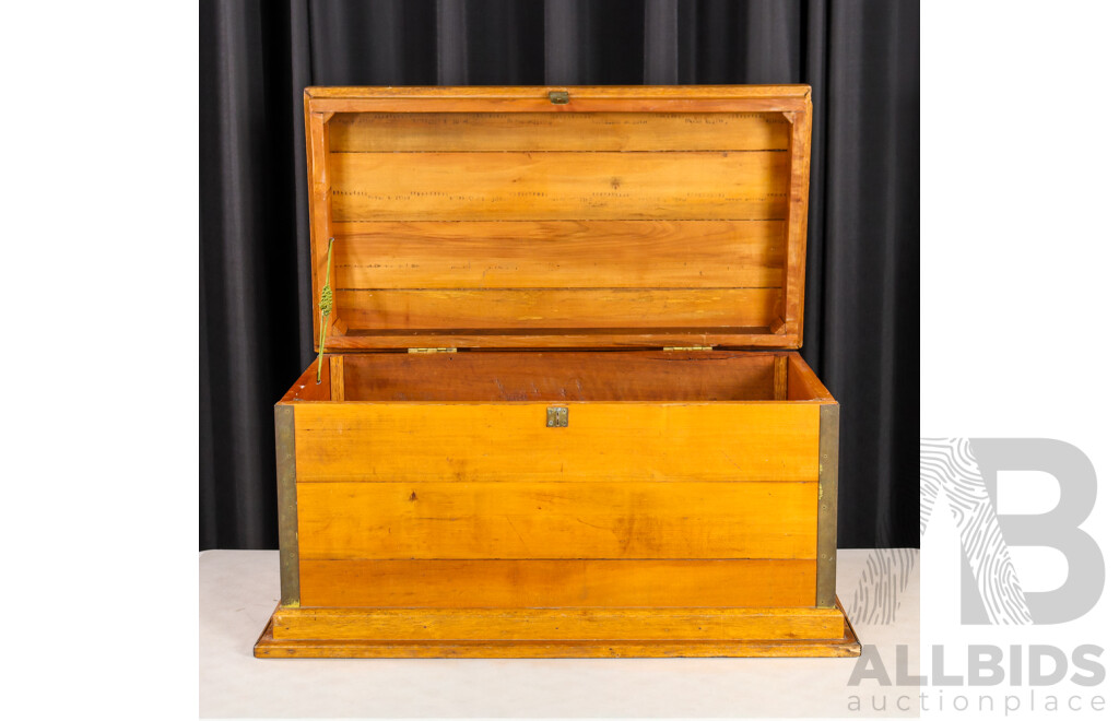 Australian Pine Lift Top Blanket Box