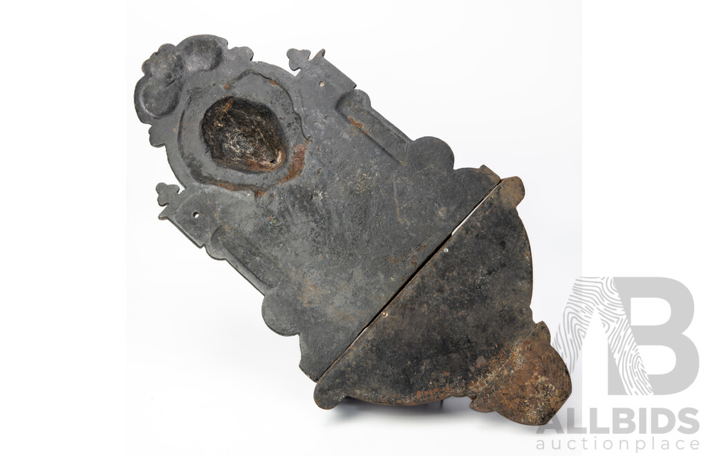 Painted Cast Iron Reproduction Wall Mount Water Feature