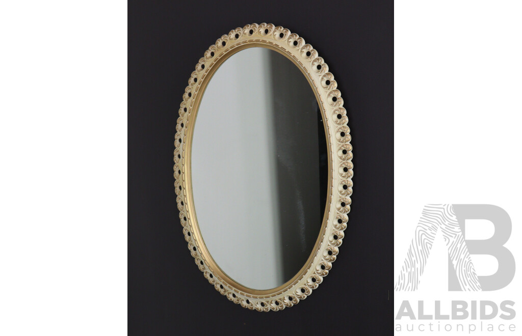 Plastic Oval Shaped Bathroom Mirror