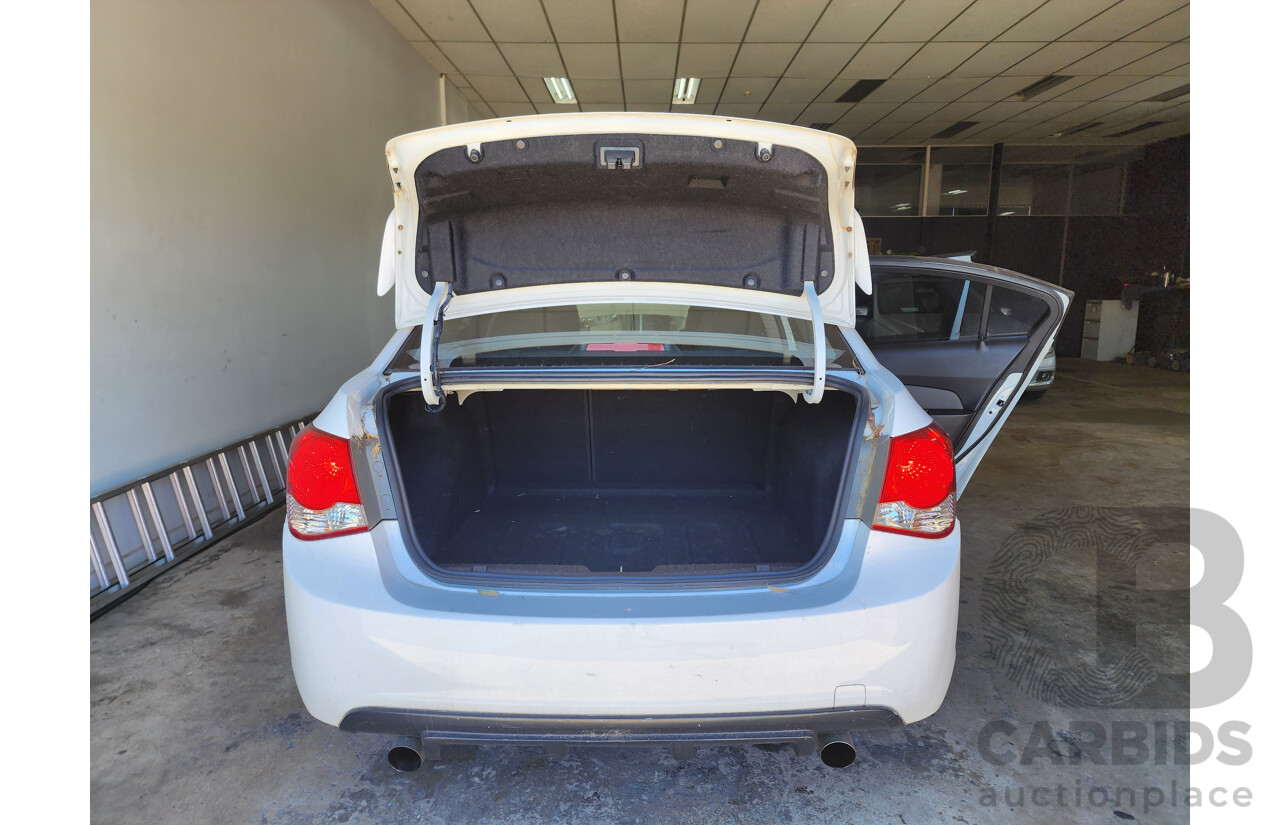 5/2010 Holden Cruze CD JG 4d Sedan White 1.8L