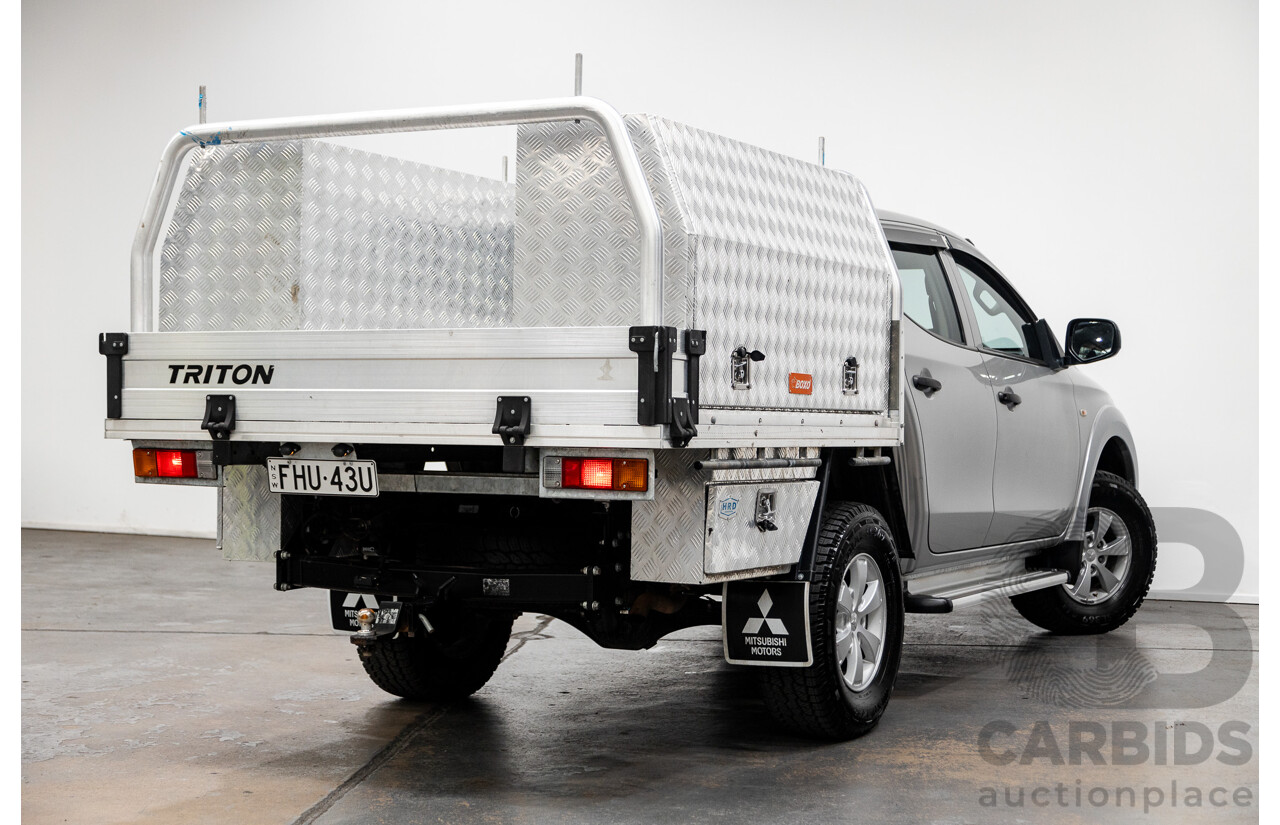 11/2015 Mitsubishi Triton GLX (4x4) MQ MY16 Dual Cab Tray Back Utility Silver Turbo Diesel 2.4L