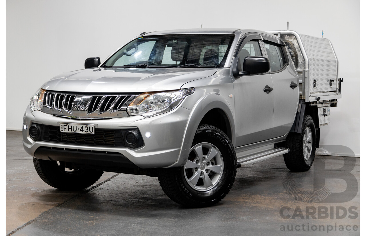 11/2015 Mitsubishi Triton GLX (4x4) MQ MY16 Dual Cab Tray Back Utility Silver Turbo Diesel 2.4L