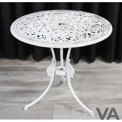 Three Piece Cast Alloy Outdoor Suite