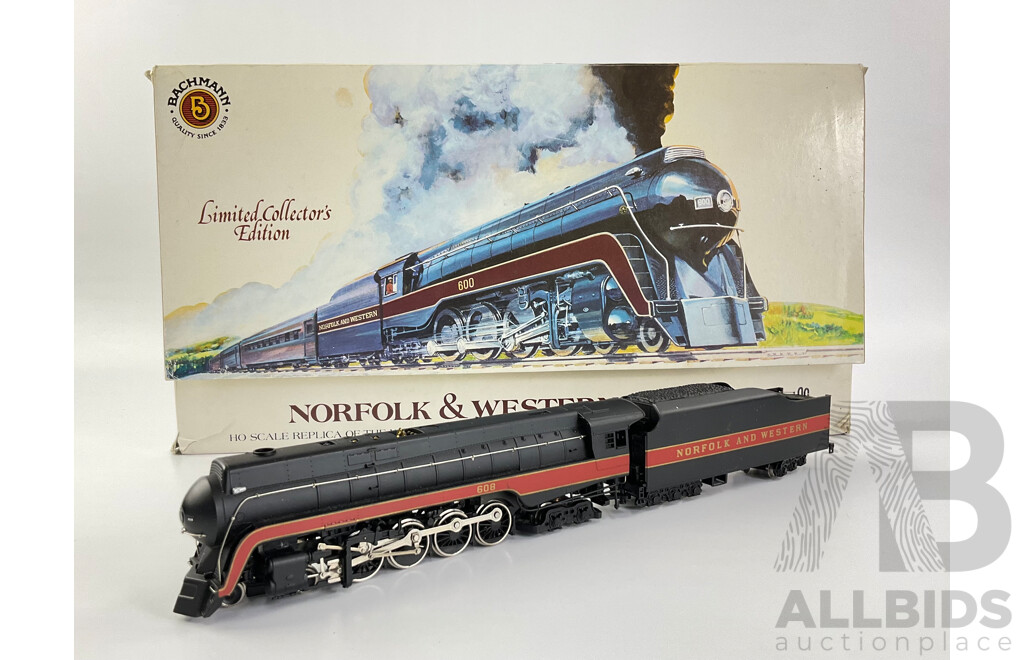 Vintage Bachman HO Scale Class J Steam Locomotive and Tender Collectors Edition with Original Box