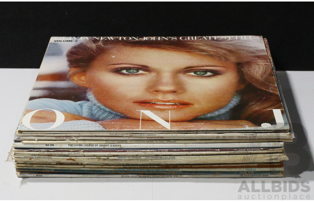Collection  17 Vintage Vinyl LPs of Australian Interest Including Slim Dusty, Olivia Newton John, Kamahl, J.O.K, Reg Lindsay and More