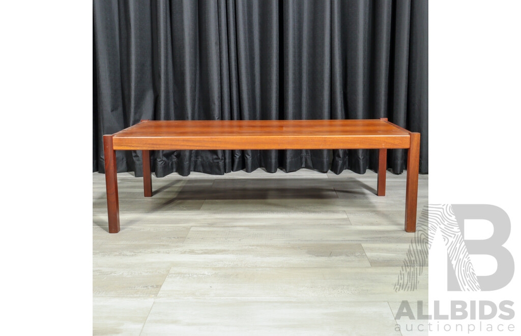 Modern Mahogany Coffee Table