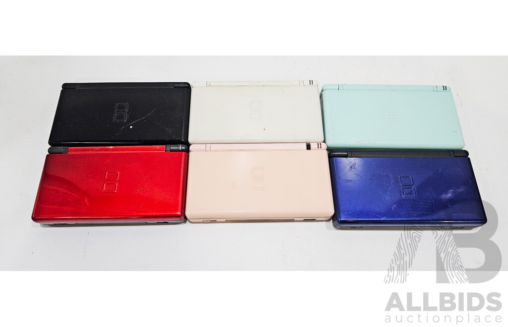 Nintendo DS Lite Hand Held Consoles