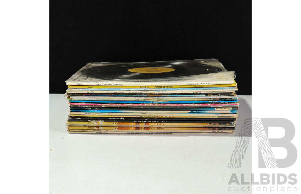 Collection of 26 Vinyl Records Inc Fleetwood Mac, Goanna, Jimmi Hendrix and More