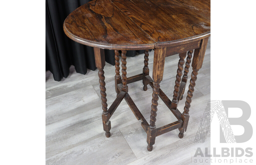 Small Edwardian Oak Drop Side Occasional Table