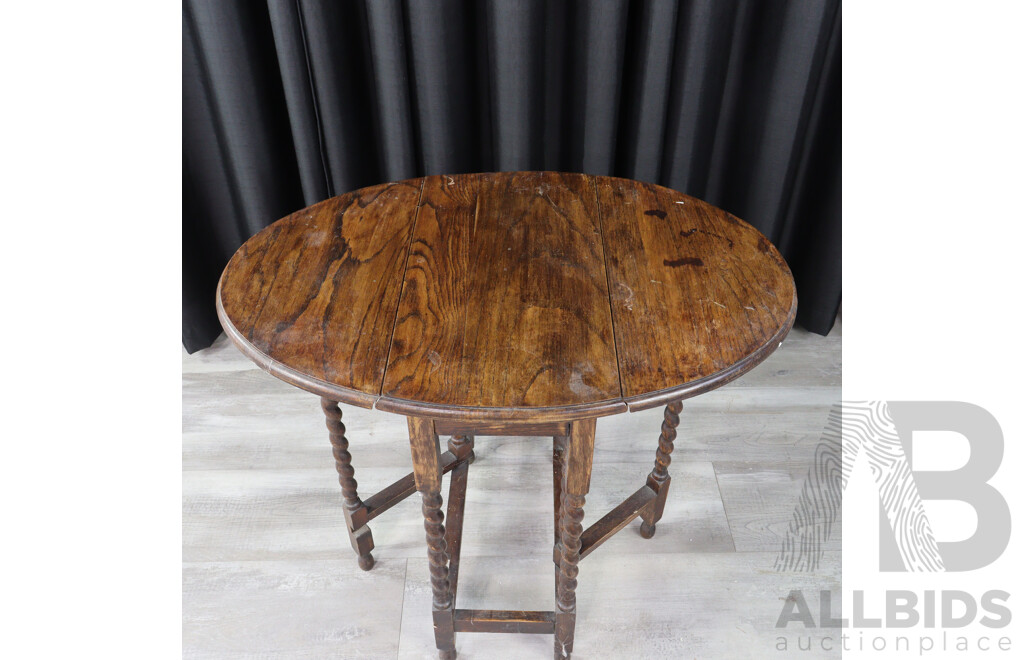 Small Edwardian Oak Drop Side Occasional Table