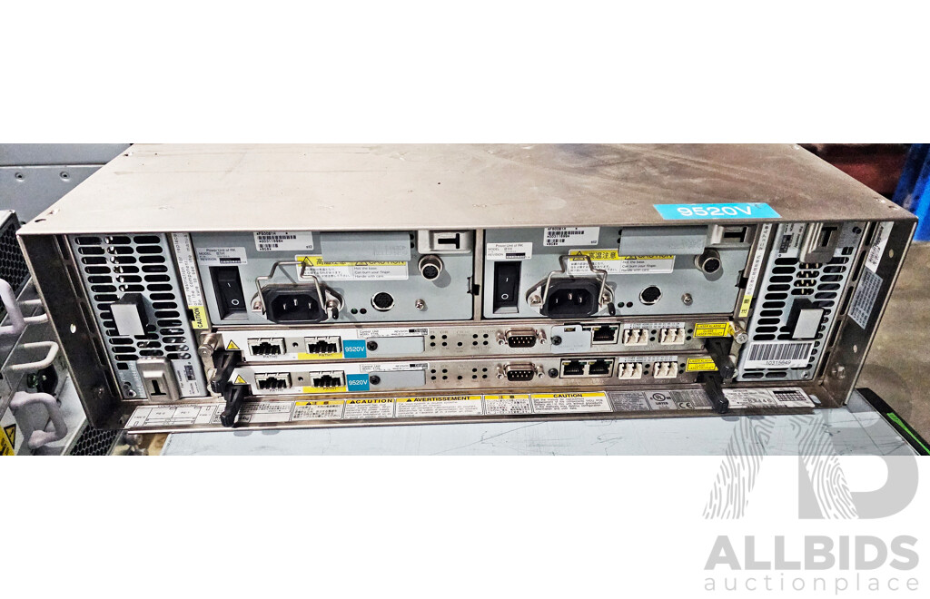 Hitachi (DF600-RKL) 14-Bay Hard Drive Storage Array and 20 Caddies