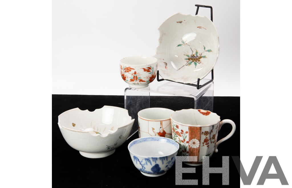 Collection Six Antique Chinese & Japanese Porcelain Pieces, Circa Late 1700s Early 1800s