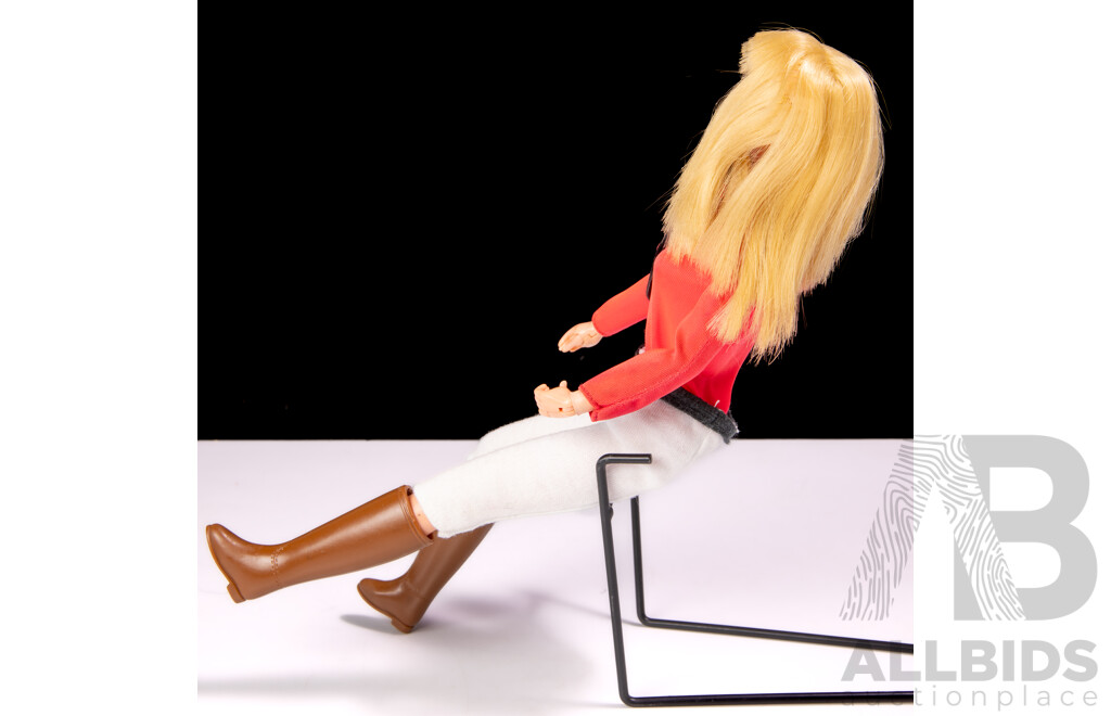 Rare Vintage 1977 Equestrian Barbie Doll & Outfit with Moveable Thumbs, Bendable Elbows & Knees