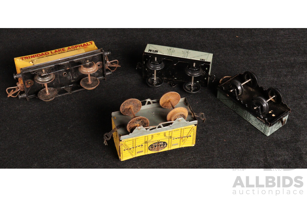 Vintage Hornby O Gauge Freight Rolling Stock Including Trinidad Lake Asphalt, LNE, Bananas