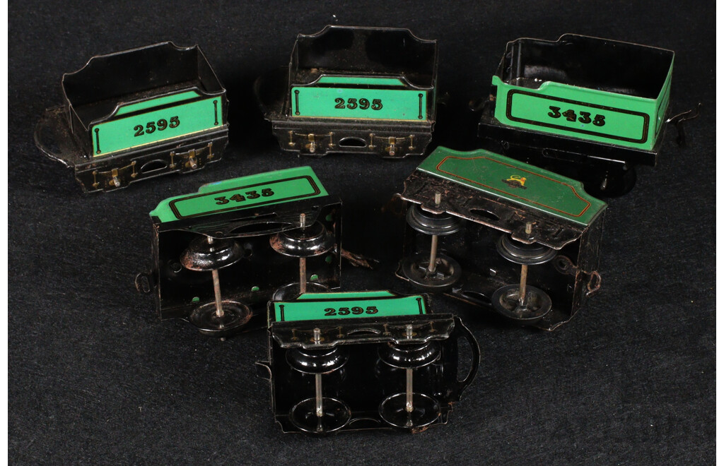 Vintage Hornby O Gauge Clockwork Steam Locomotives and Tenders Including Southern E 126 and 60985