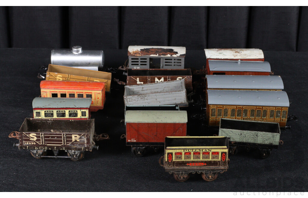 Collection of Vintage Hornby O Gauge Freight and Passenger Rolling Stock Including Cattle Wagon, LNER Passenger, Ballast Wagons