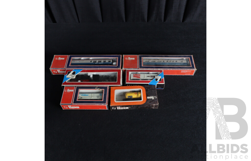 Vintage Boxed Lima HO Scale Rolling Stock Including Steam Locomotive, Freights, Passengers