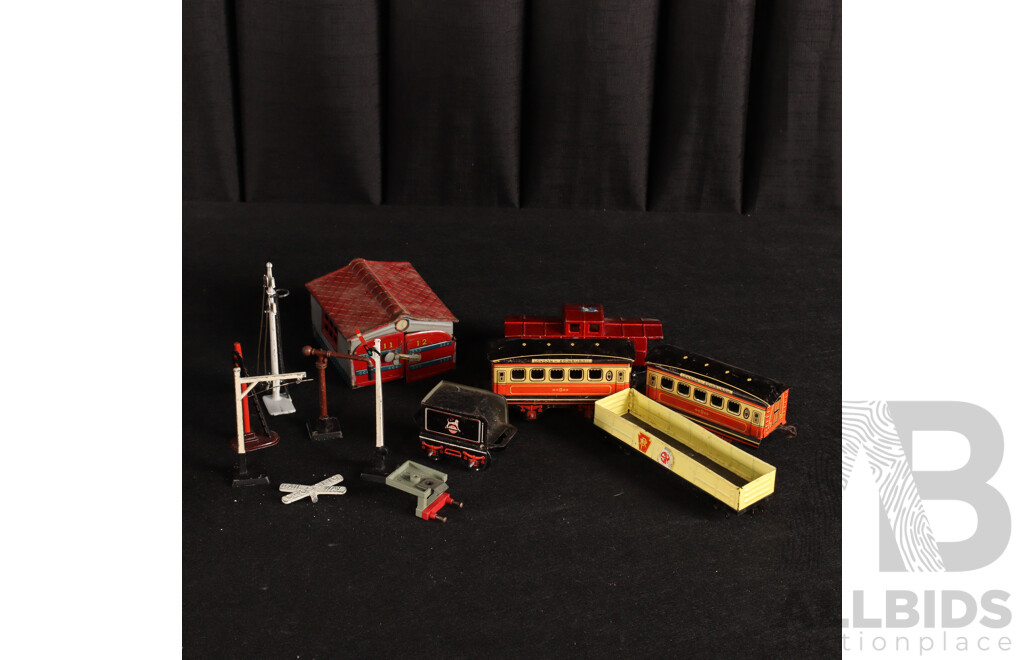 Vintage Pressed Steel and Diecast Rolling Stock Scenery Items, O / OO Scale, Hornby and Cresent