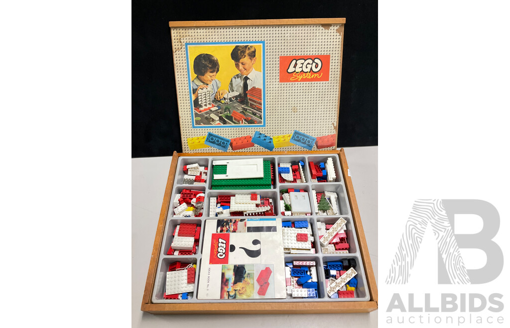 Vintage 1960s Lego System Set in Wooden Case