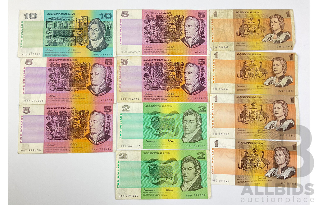 Australian Paper Banknotes Including Four 1991 Five Dollar Fraser/Cole R213, 1991 Ten Dollars Fraser/Cole R313a, Two 1985 Two Dollars Johnston/Fraser R89, Four 1982 One Dollar Johnston/Stone R78
