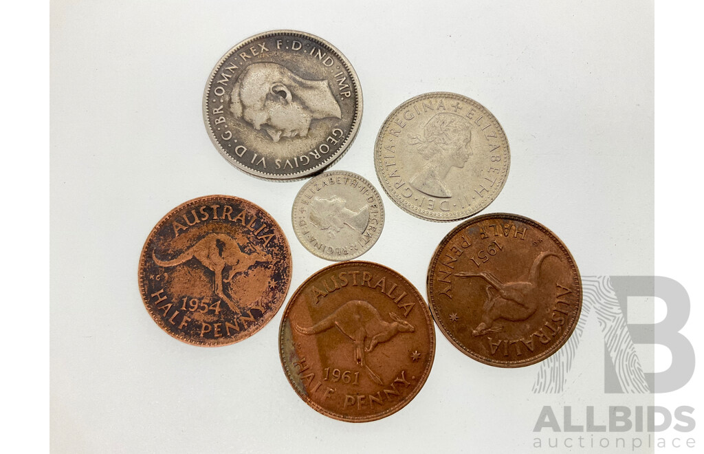 Australian Coinage Including Pre Decimal 1947 Florin, 1954 Shilling, 1955 Threepence, 1933 Penny, Three 1943I India Mint Pennies, Four KGVI Pennies, 1951, 1954, 1961 Half Pennies.......