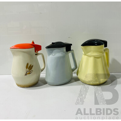Collection Three Vintage Art Deco Ceramic Electric Kettles Including Speedie & Gilford Examples