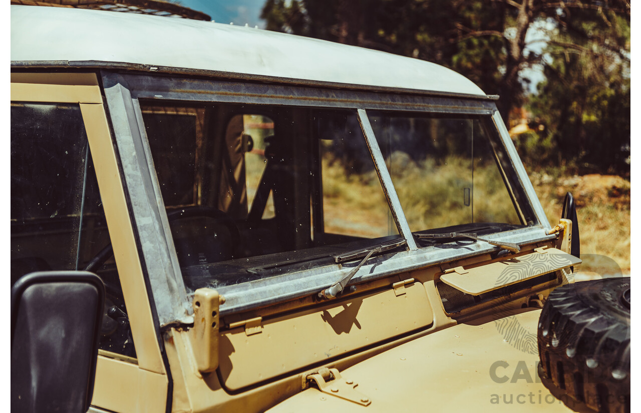 12/1976 Land Rover 109 (4x4) LWB Ex-Army 2d Hardtop Truck Cab 3/4 Ton Dulux Sand 2.25L