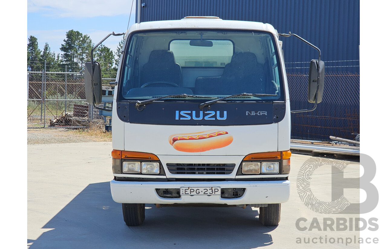 02/2002 Isuzu NKR Food Truck White 4.3L