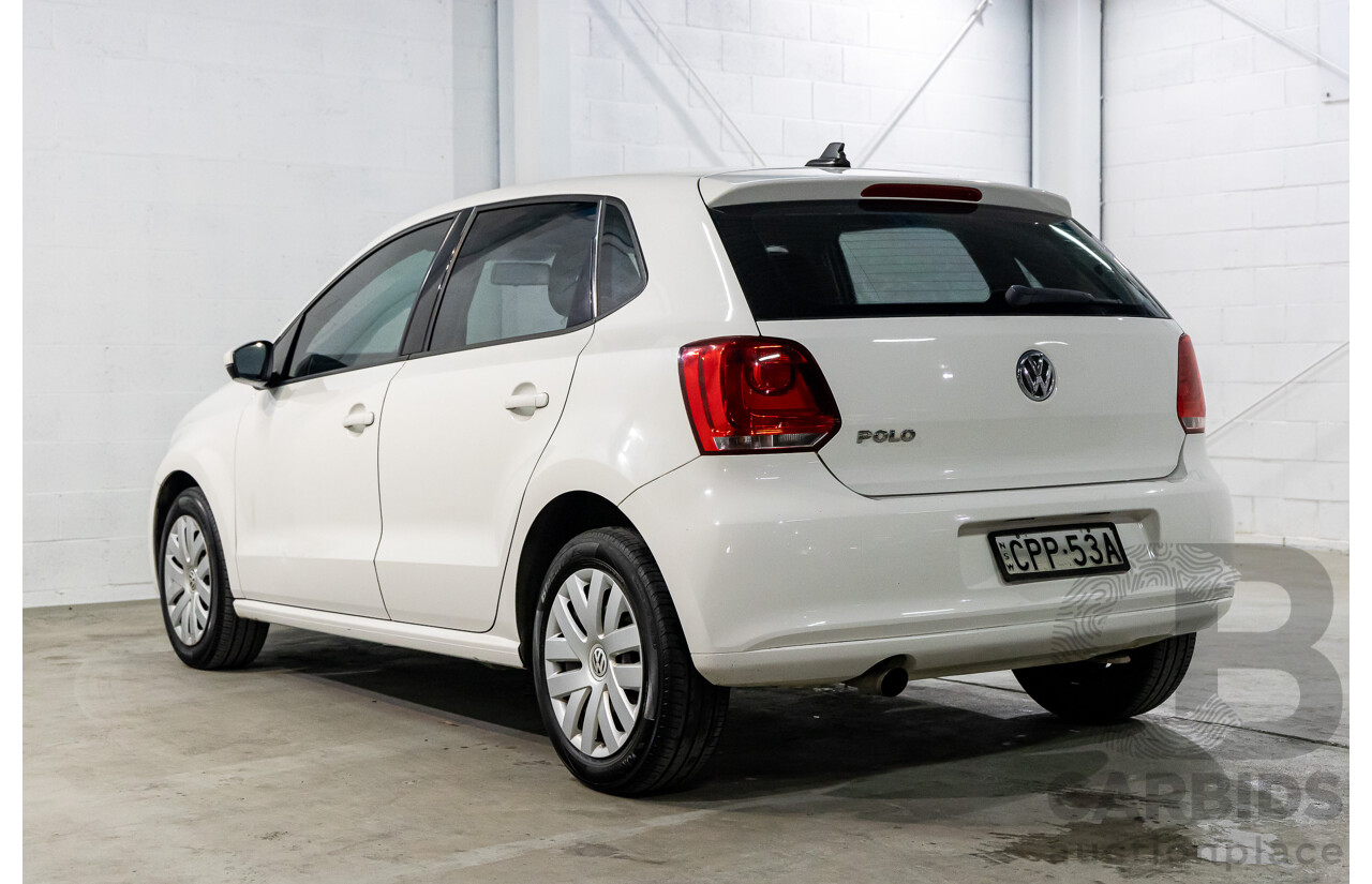 6/2013 Volkswagen Polo Trendline 6R MY13.5 5d Hatchback Candy White 1.4L