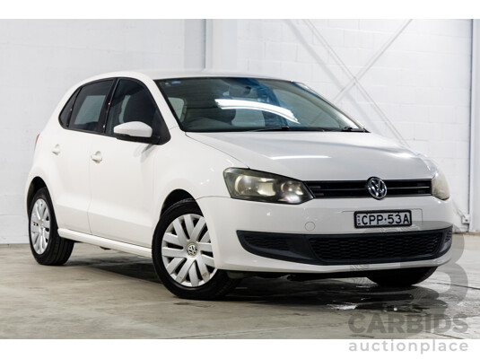 6/2013 Volkswagen Polo Trendline 6R MY13.5 5d Hatchback Candy White 1.4L