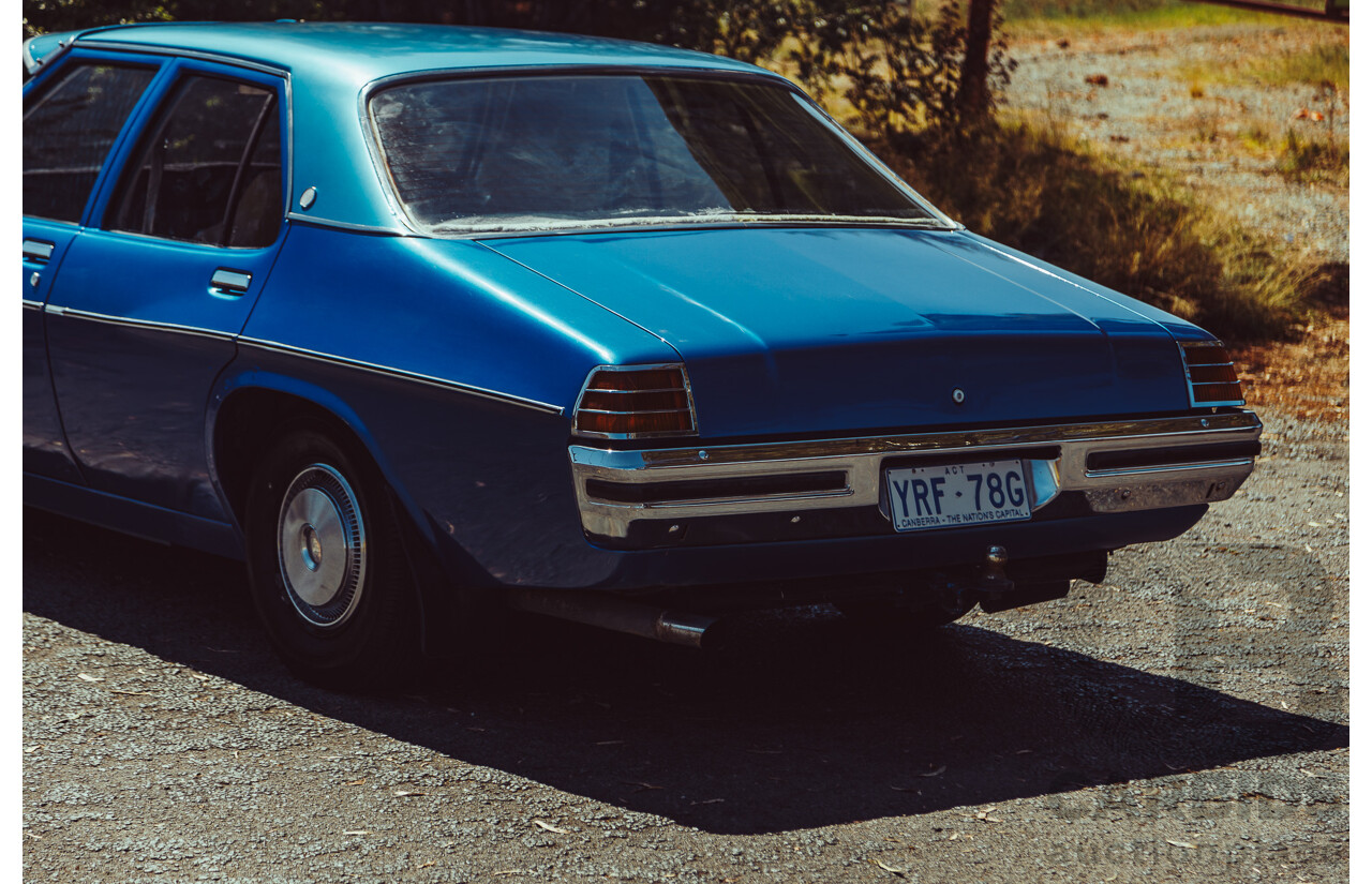 10/1976 Holden Kingswood 50th Anniversary HX 4d Sedan Deauville Blue Metallic 3.3L