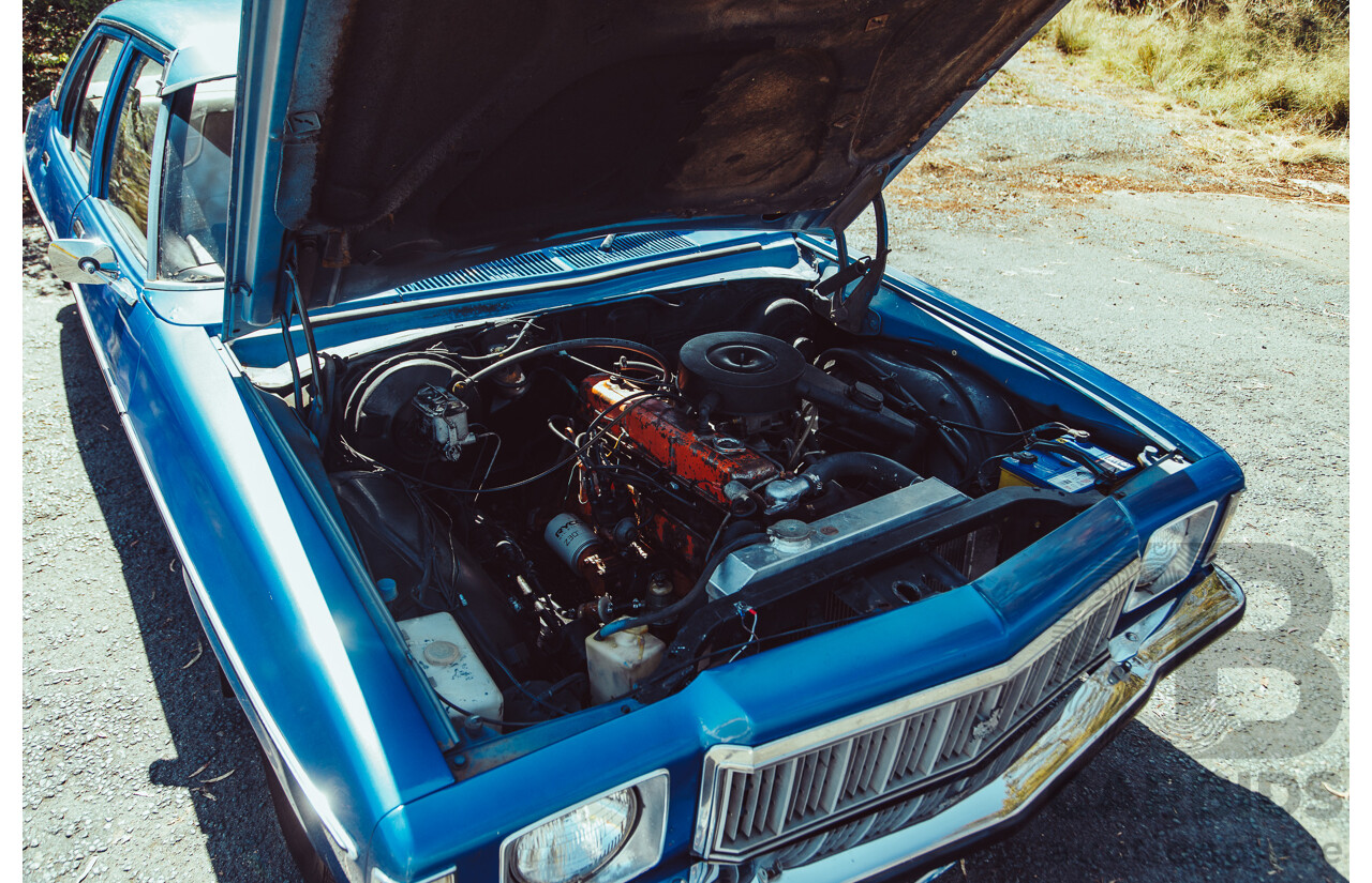 10/1976 Holden Kingswood 50th Anniversary HX 4d Sedan Deauville Blue Metallic 3.3L