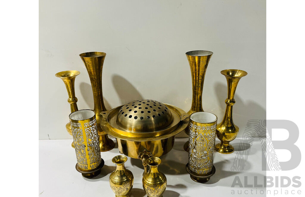 Collection Middle Eastern, Asian and Indian Brassware