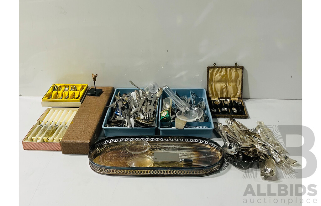 Large Collection Flat and Serving Ware