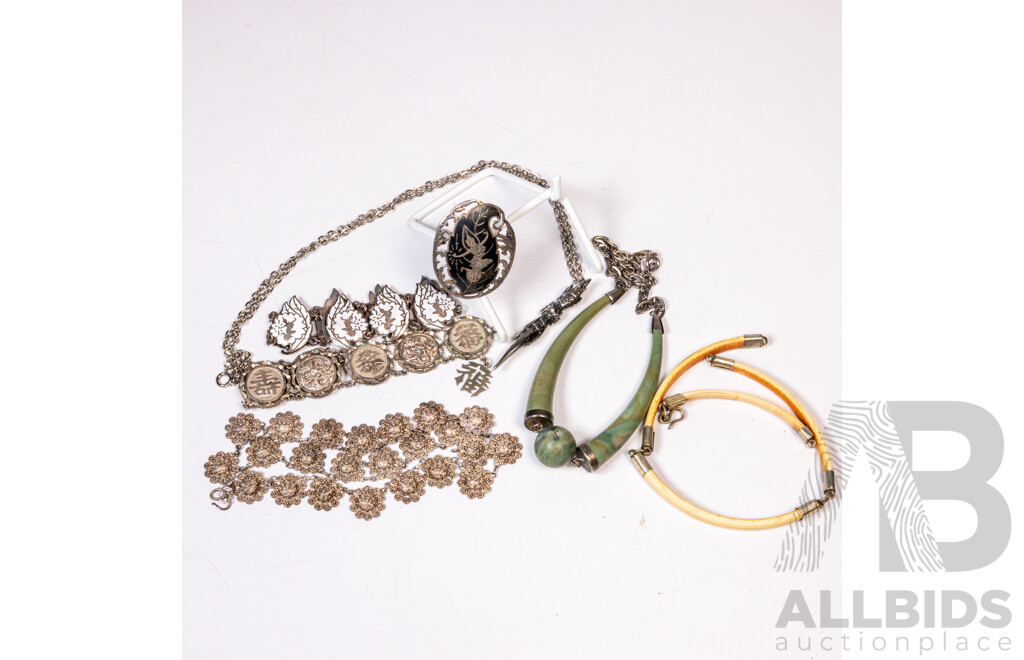 Collection of Vintage Asian Jewellery Including Siam Sterling Silver Pieces & Bone Necklace