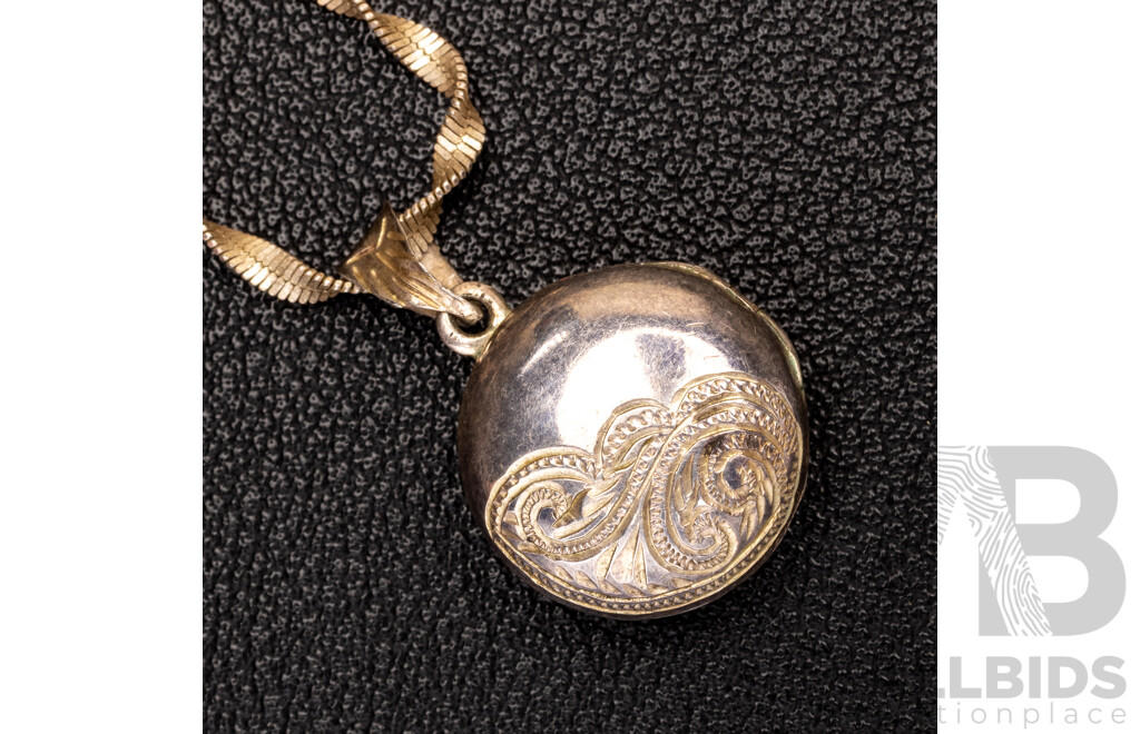 Sterling Silver (3) Vintage Lockets and Chains, 30.54 Grams