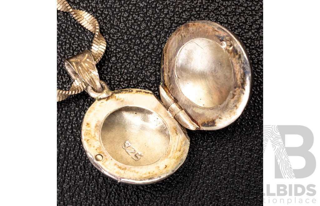 Sterling Silver (3) Vintage Lockets and Chains, 30.54 Grams