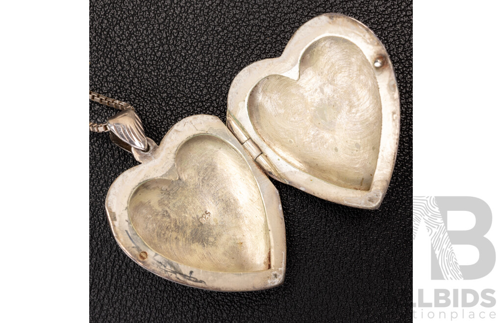 Sterling Silver (3) Vintage Lockets and Chains, 30.54 Grams