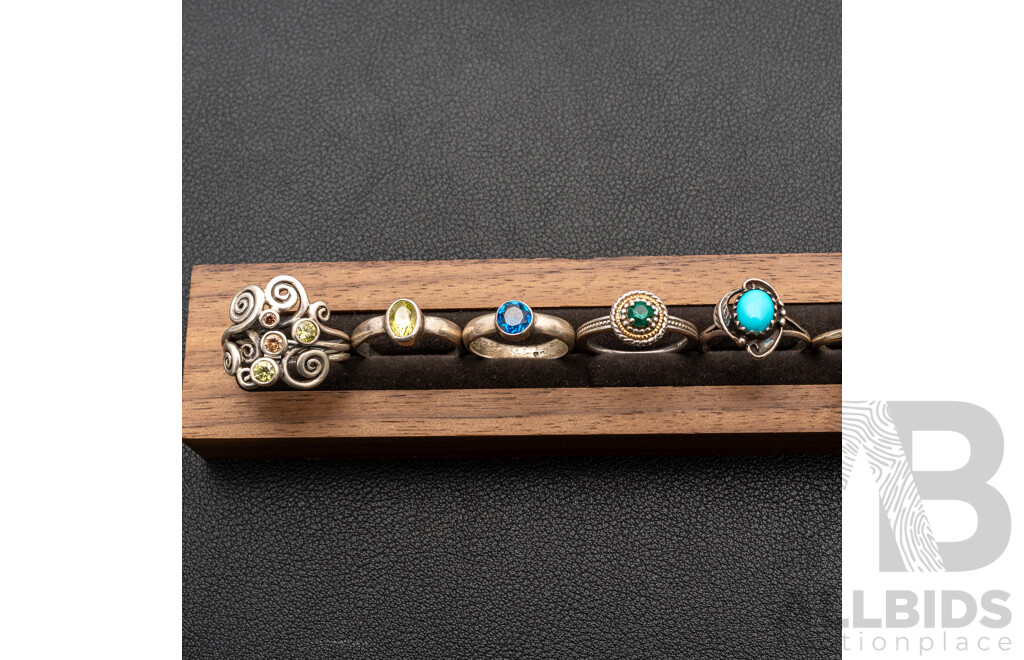 Collection of (9) Sterling Silver Gemset Rings, Including Peridort, Amethyst, Garnet & Topaz, 31.81 Grams