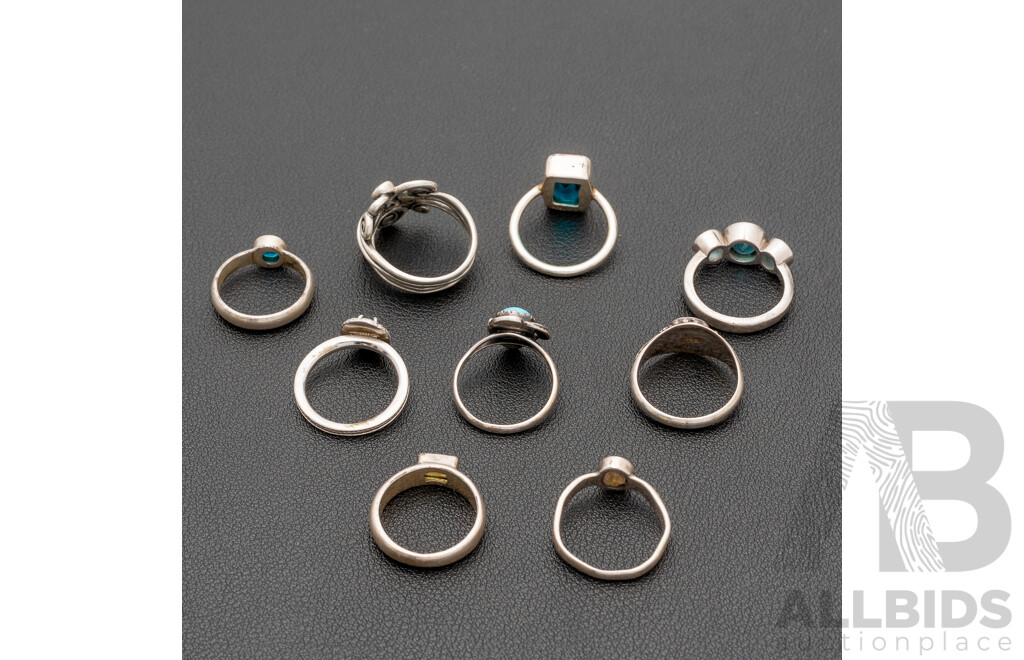 Collection of (9) Sterling Silver Gemset Rings, Including Peridort, Amethyst, Garnet & Topaz, 31.81 Grams