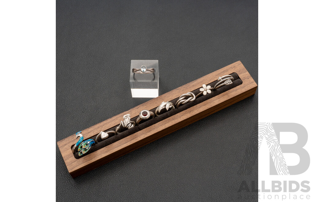 Collection of (9) Sterling Silver Rings Including Frog, Dolphin, Peacock, Daisy & Garnet, 24.47 Grams