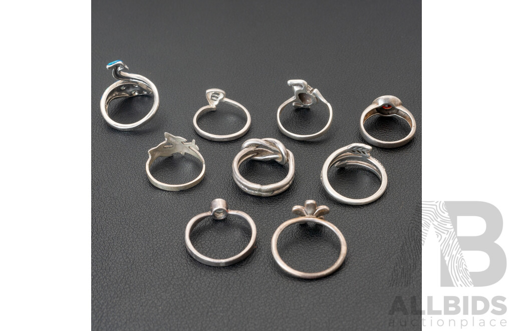 Collection of (9) Sterling Silver Rings Including Frog, Dolphin, Peacock, Daisy & Garnet, 24.47 Grams