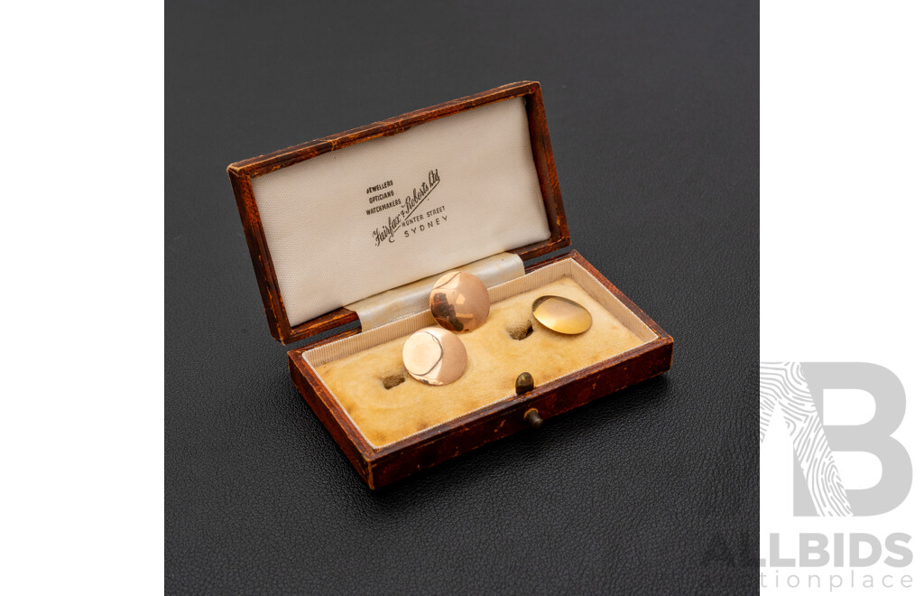 Fairfax & Roberts Antique (3) 9ct Buttons Set in Orginal Presentation Case, 3.67 Grams