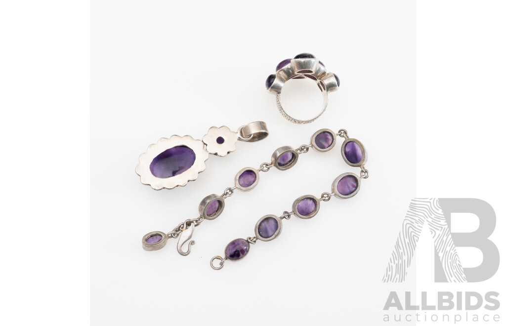 Vintage Sterling Silver Amethyst Cabochon Ring, Pendant and Bracelet, 44.79 Grams