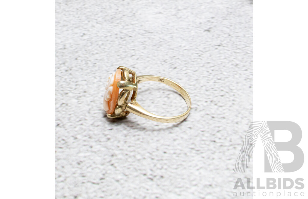 9ct Vintage Shell Cameo Ring, Size N, 3.52 Grams